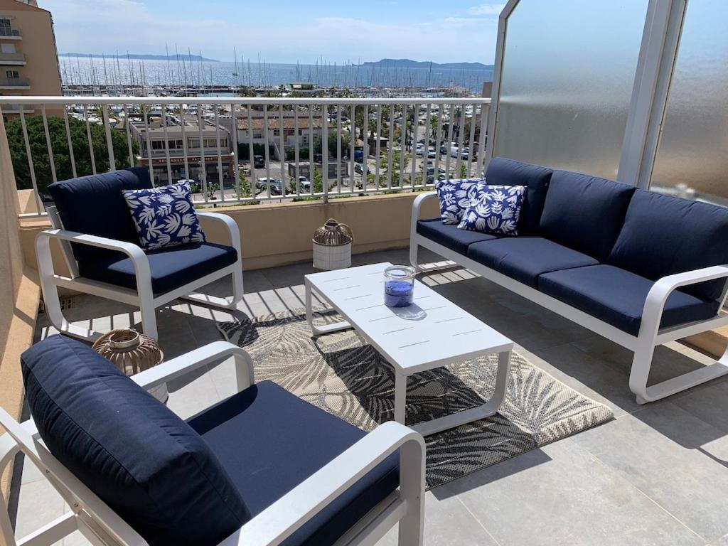 L'Effet Mer, Duplex Sur Le Port Avec Ses 2 Terrasses Vue Mer Hyères Eksteriør billede