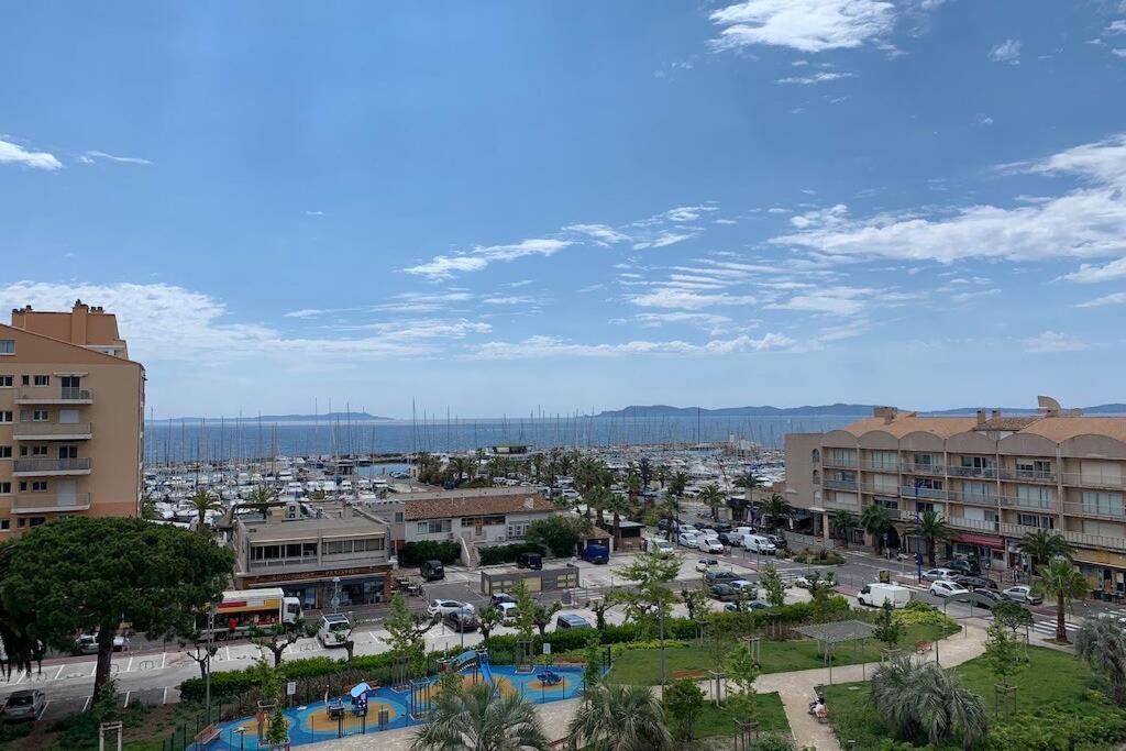 L'Effet Mer, Duplex Sur Le Port Avec Ses 2 Terrasses Vue Mer Hyères Eksteriør billede